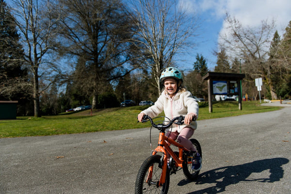 Lazer PNut 2.0 KinetiCore Helmet, Uni-Kids Helmets